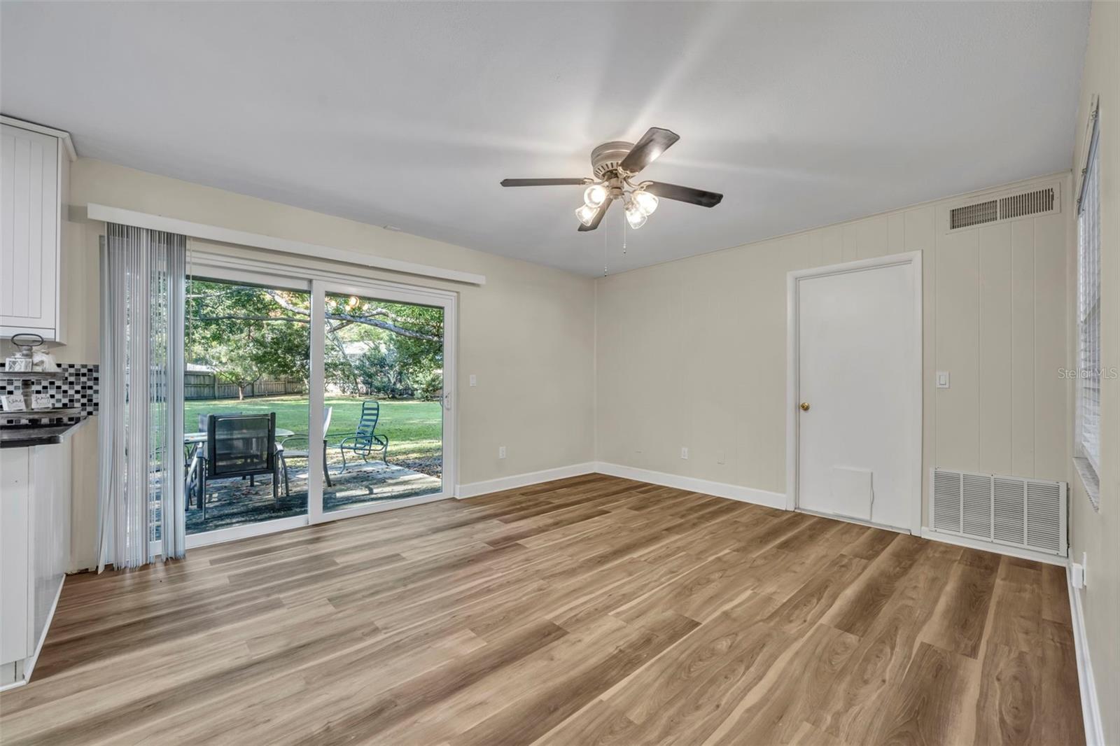 Image 6 of 32 For 110 Bilsdale Court