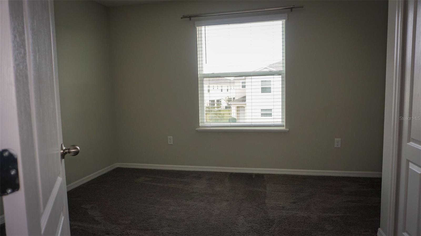 Image 4 of 8 For 4763 Coral Castle Drive