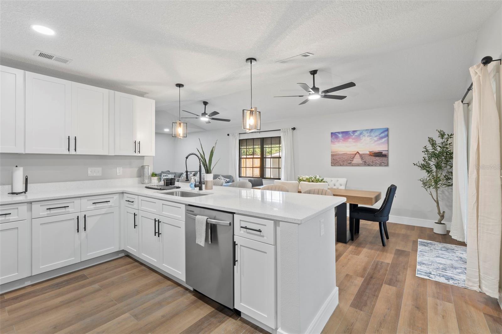 Image 12 of 30 For 121 Champlain Drive