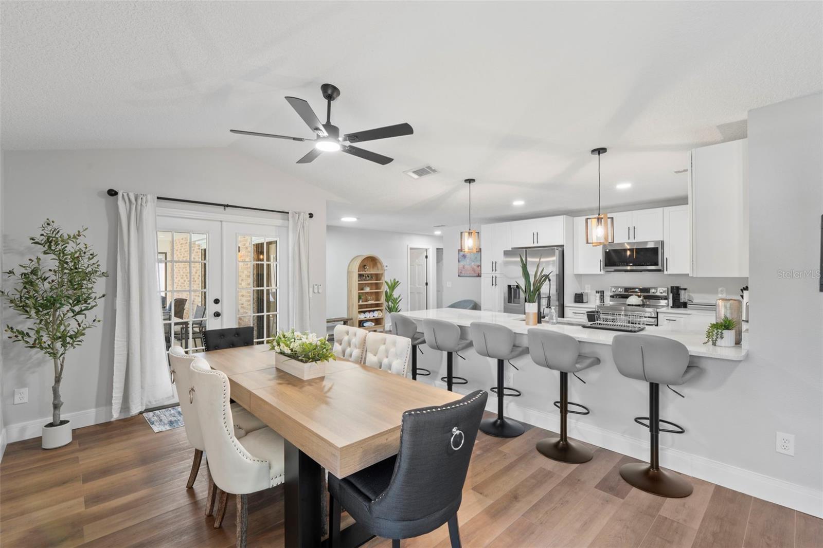 Image 13 of 30 For 121 Champlain Drive