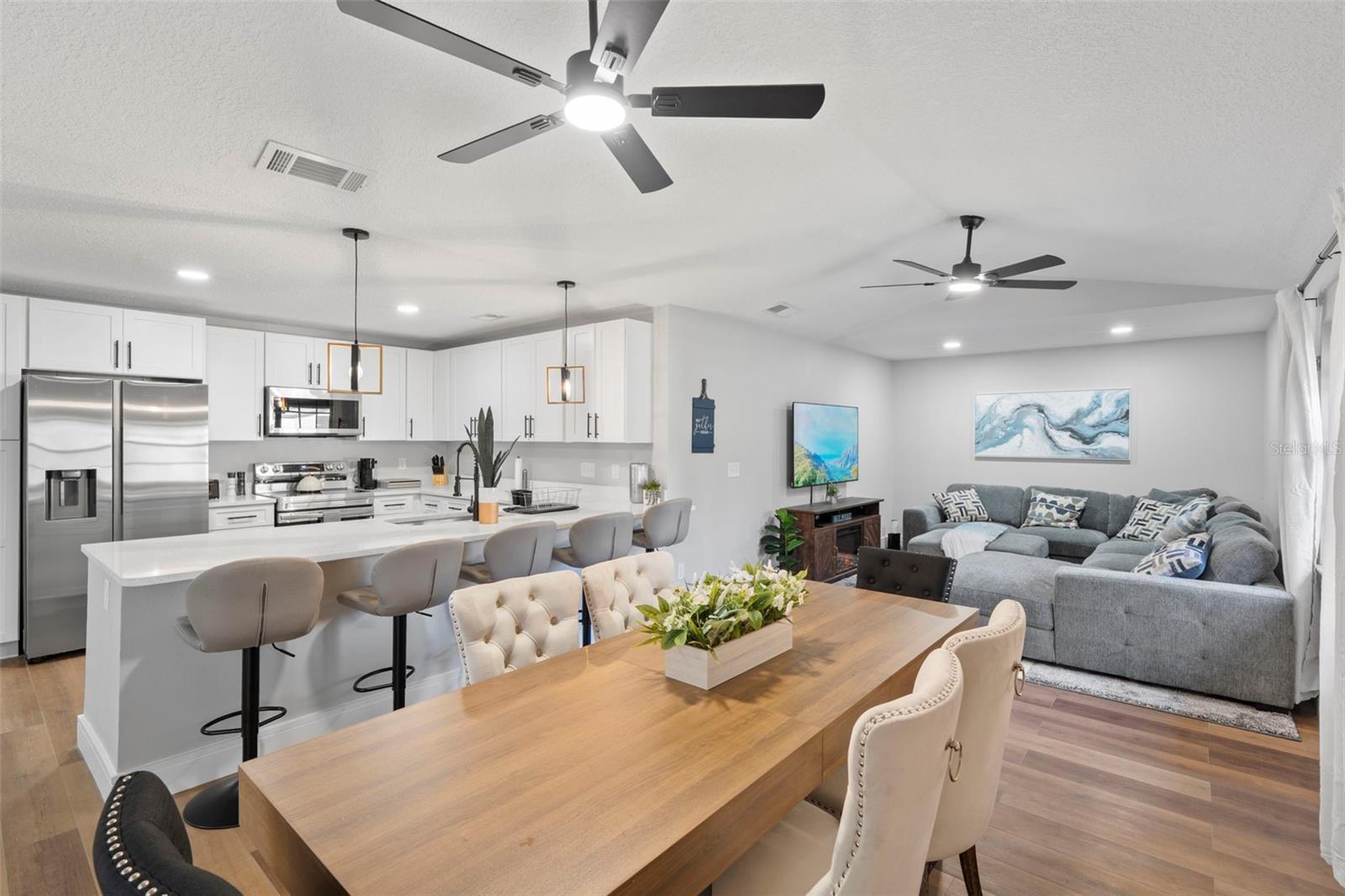 Image 14 of 30 For 121 Champlain Drive