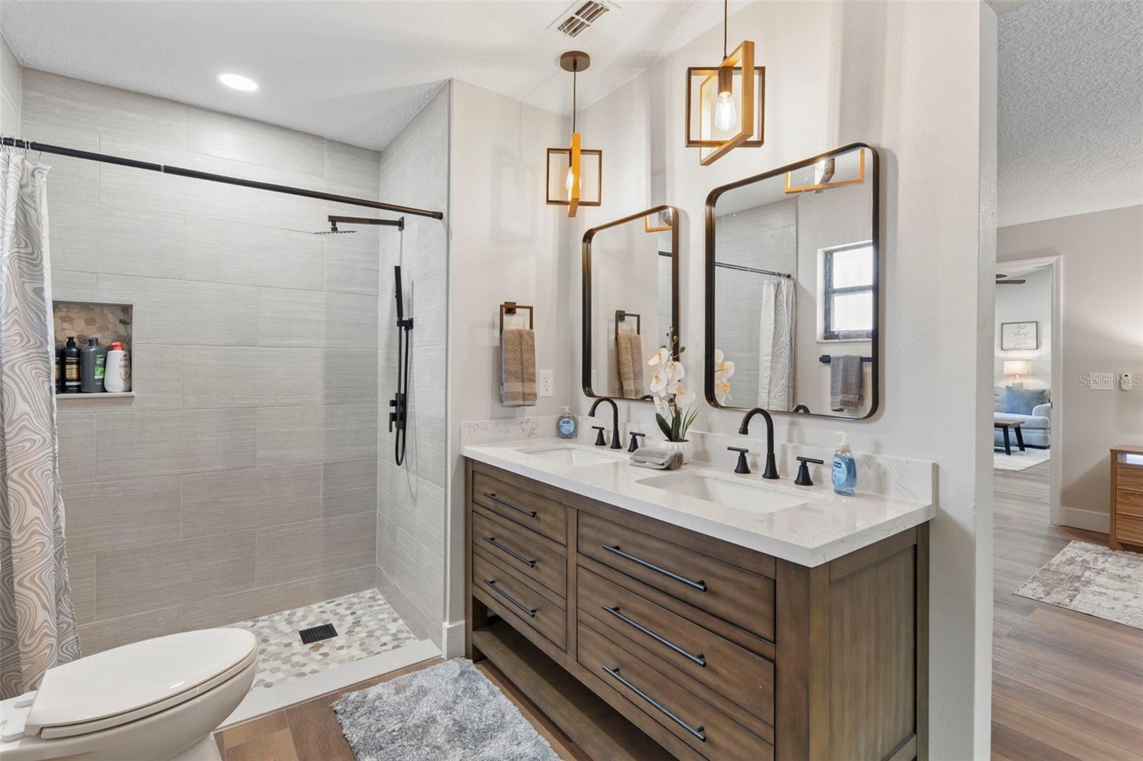 Image 20 of 30 For 121 Champlain Drive