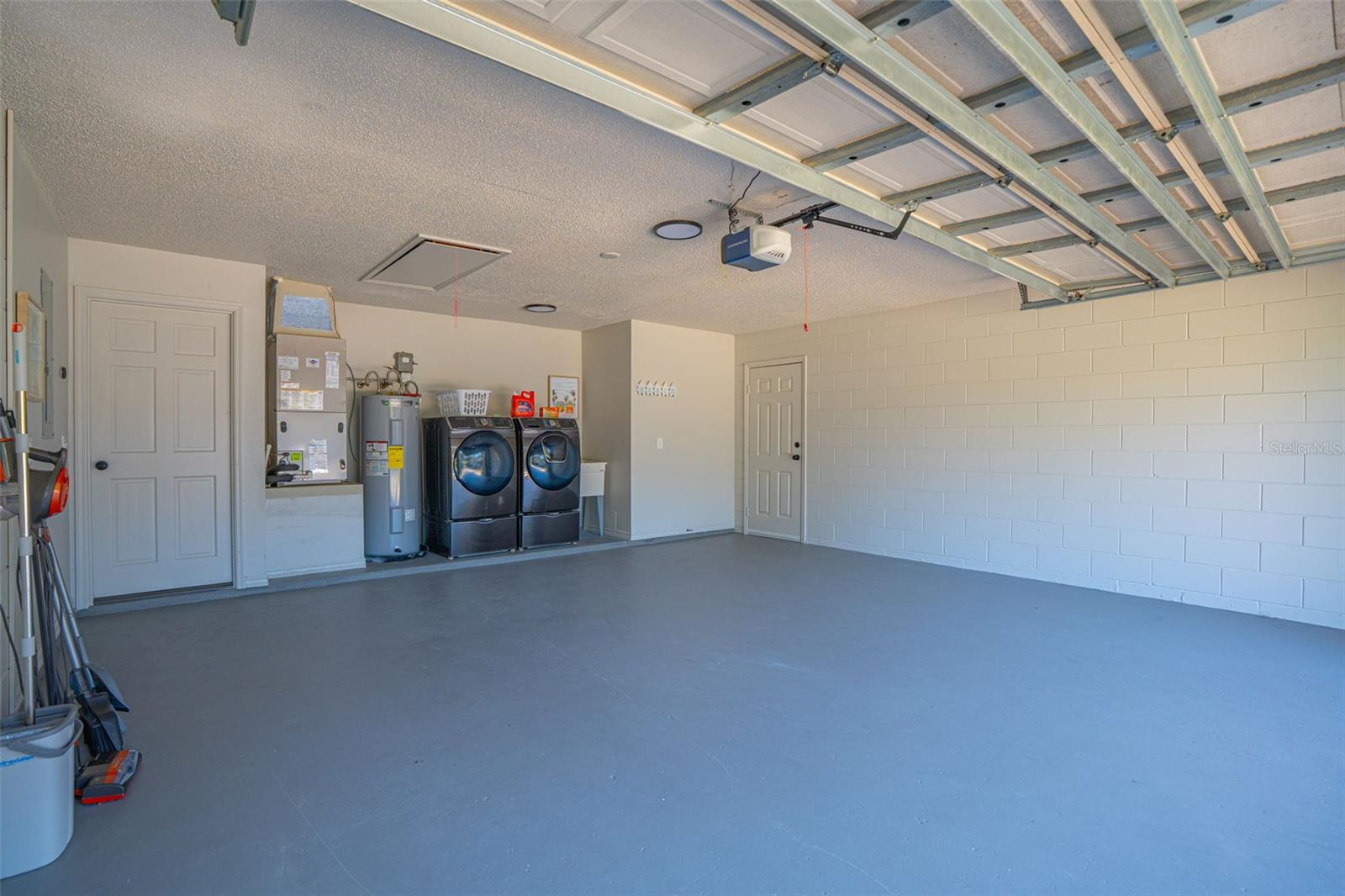 Image 29 of 30 For 121 Champlain Drive