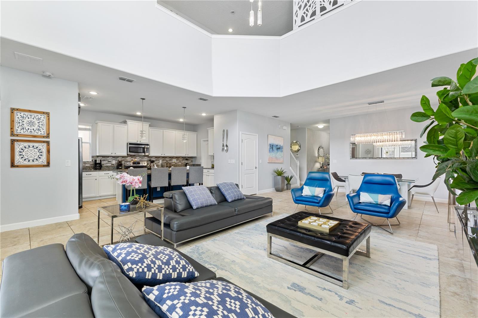 Image 15 of 54 For 9006 Majesty Palm Road