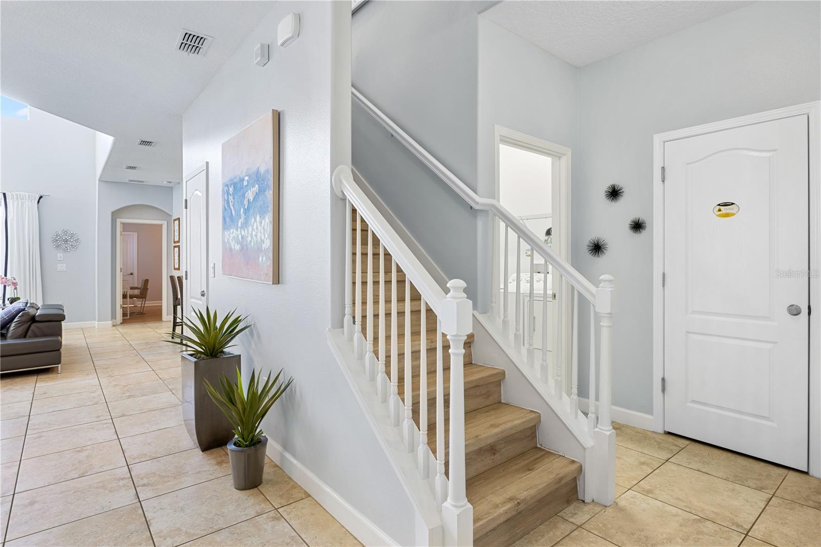 Image 33 of 54 For 9006 Majesty Palm Road