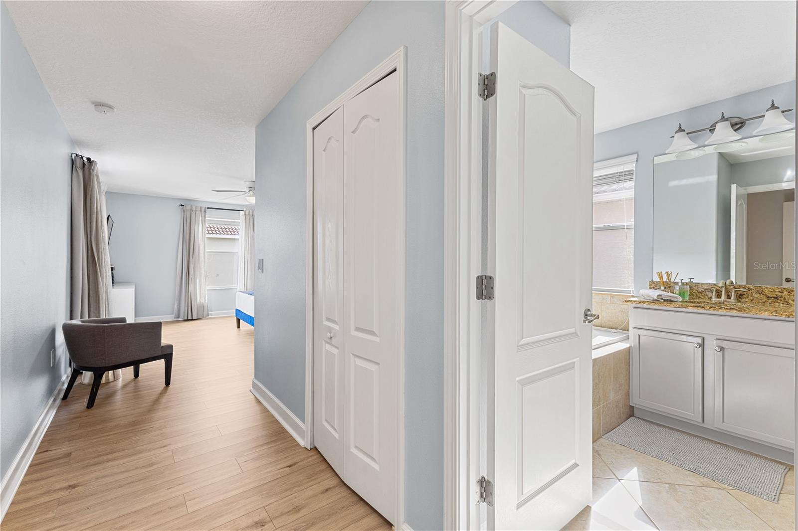 Image 37 of 54 For 9006 Majesty Palm Road