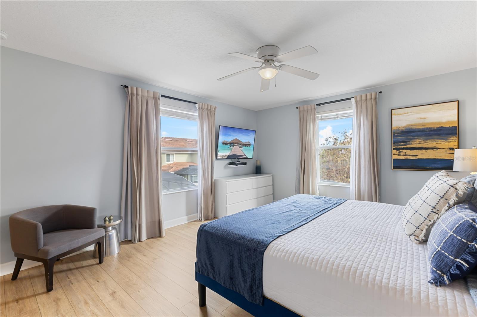 Image 40 of 54 For 9006 Majesty Palm Road