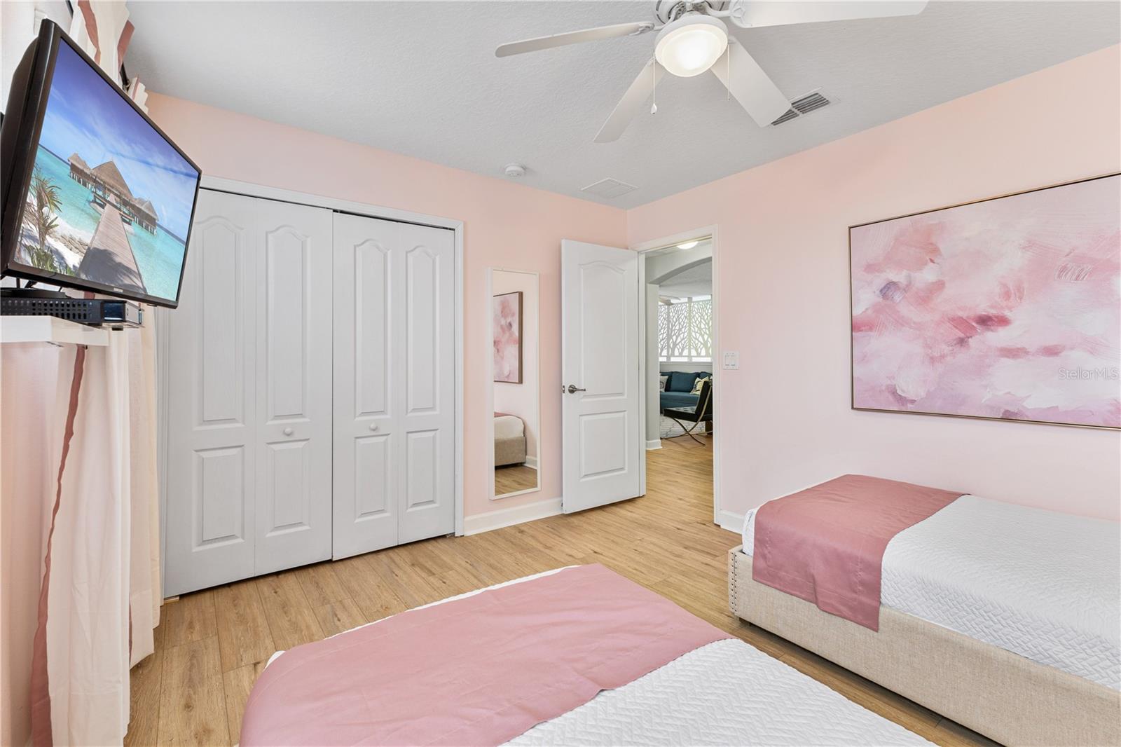 Image 46 of 54 For 9006 Majesty Palm Road