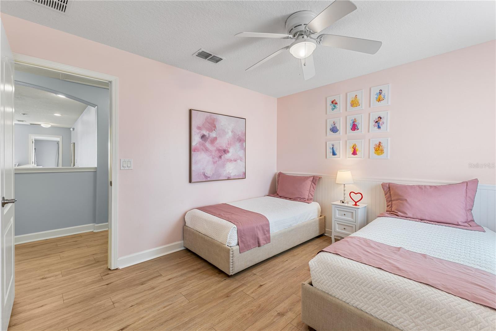 Image 47 of 54 For 9006 Majesty Palm Road