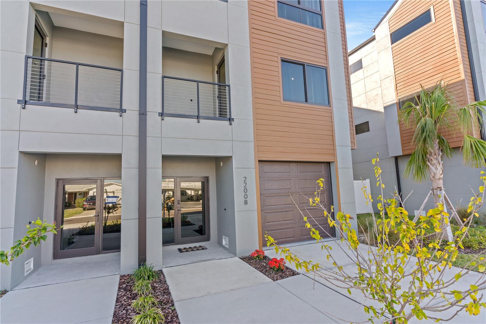 Image 3 of 81 For 2200 Bay Boulevard B