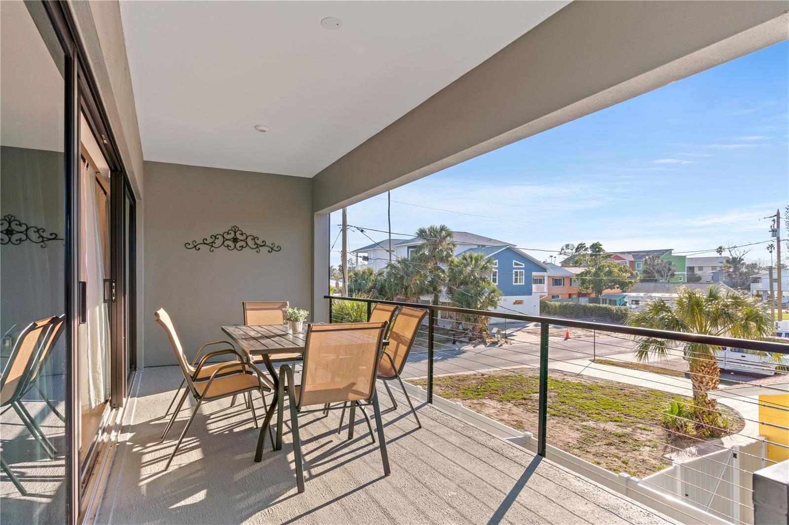 Image 34 of 81 For 2200 Bay Boulevard B