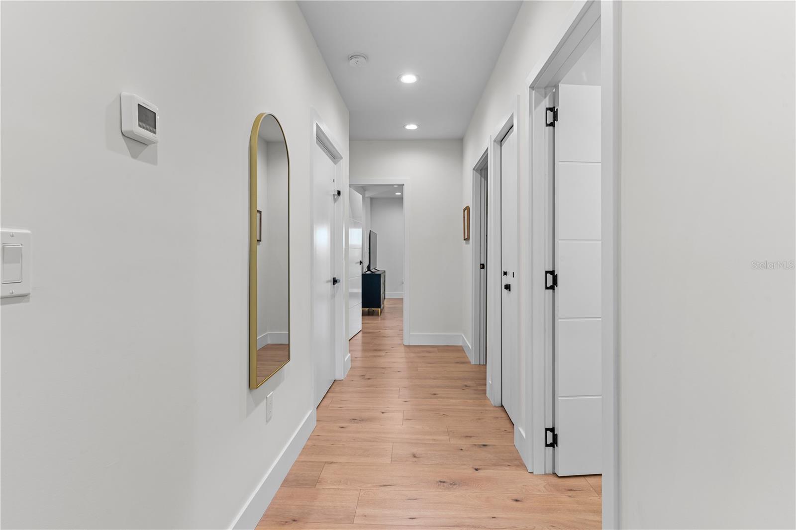 Image 41 of 81 For 2200 Bay Boulevard B