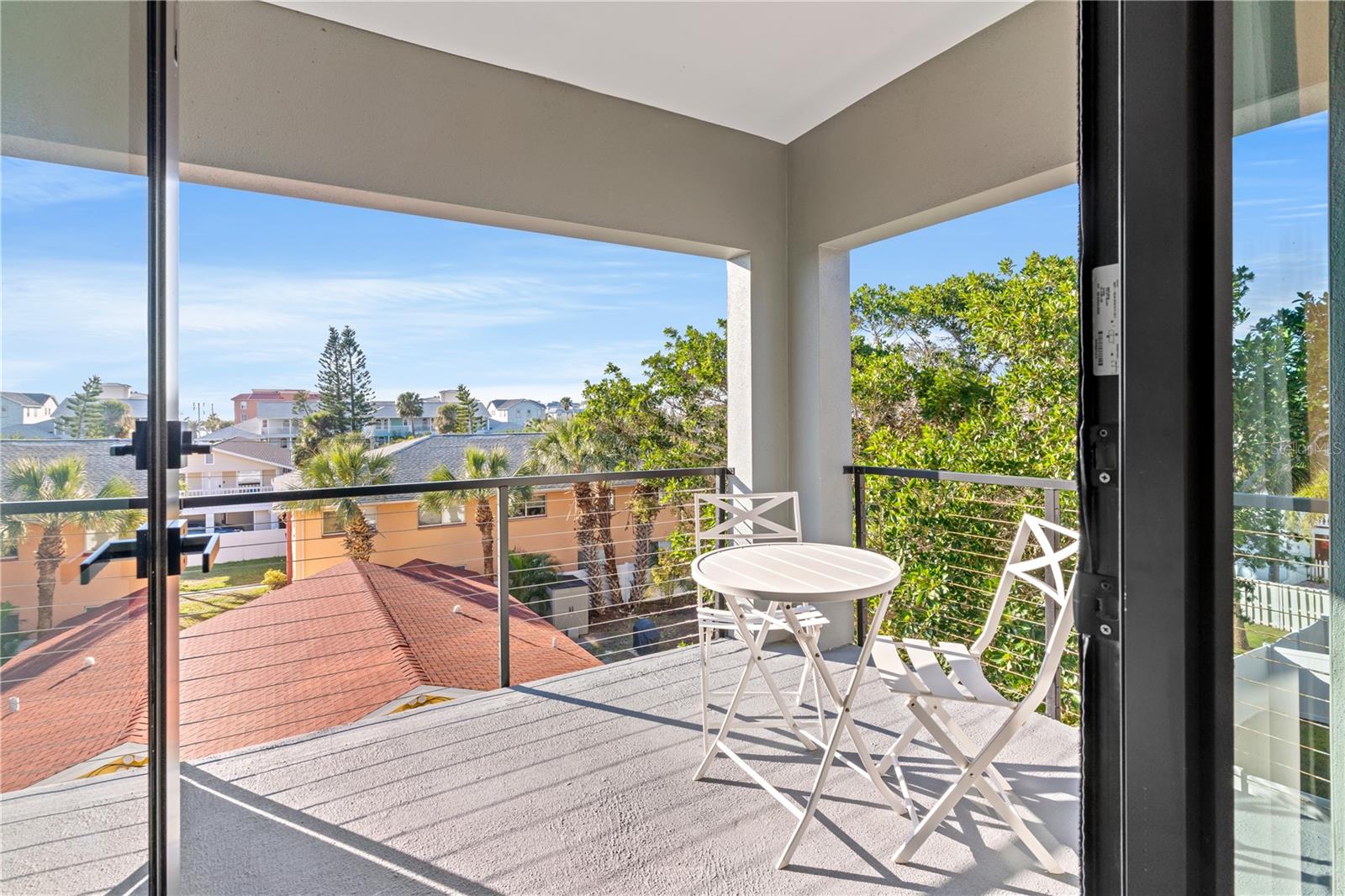 Image 47 of 81 For 2200 Bay Boulevard B