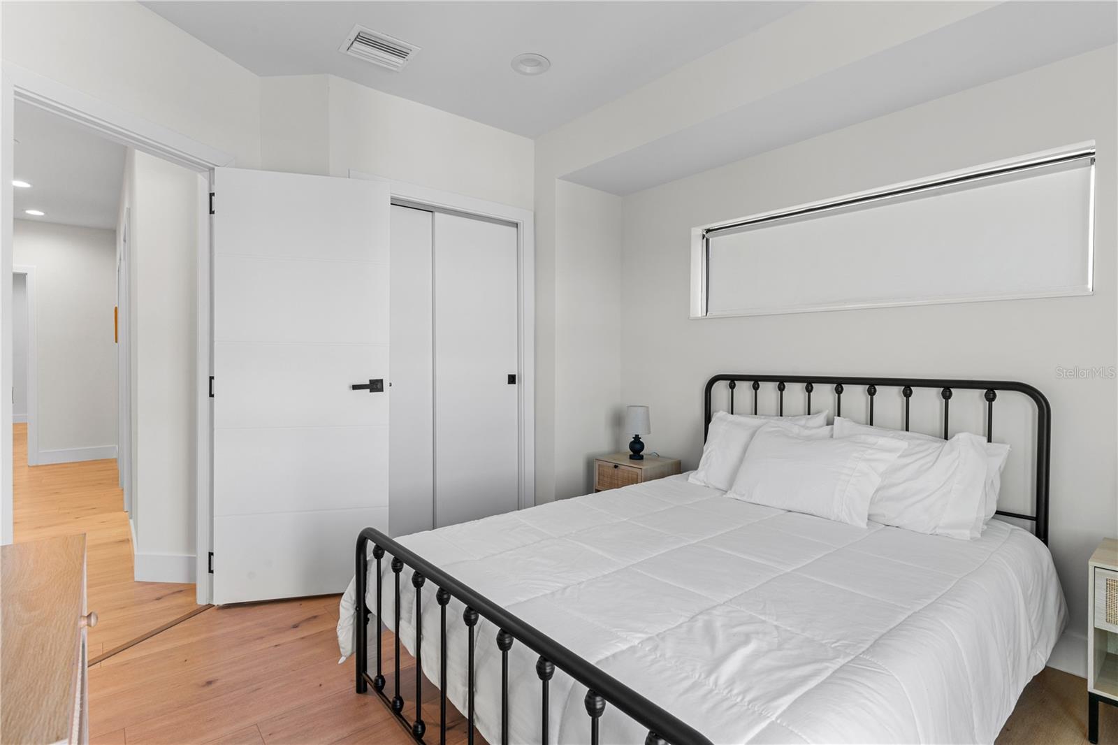 Image 58 of 81 For 2200 Bay Boulevard B