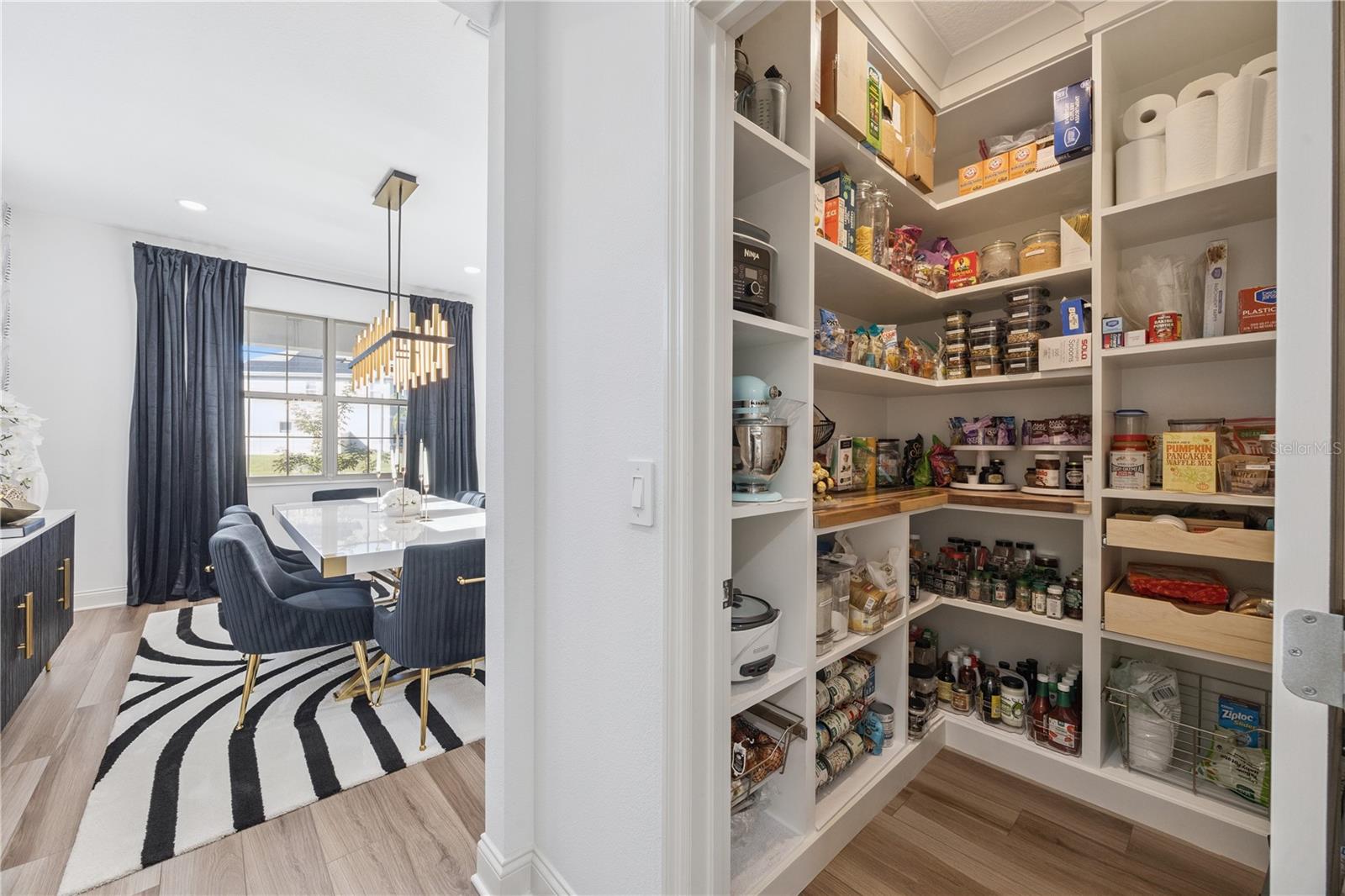 Image 11 of 62 For 3245 Upland Point