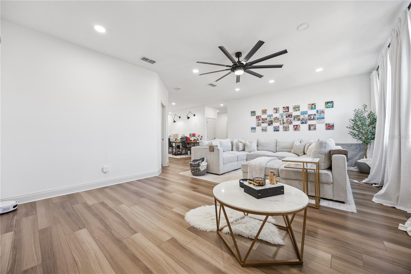 Image 29 of 62 For 3245 Upland Point