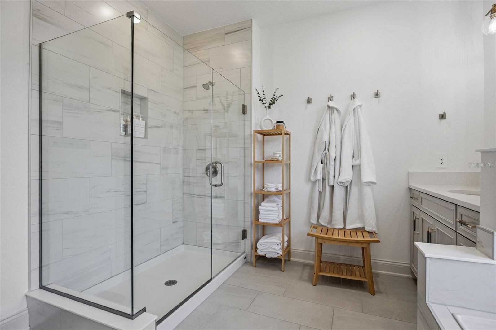 Image 43 of 62 For 3245 Upland Point