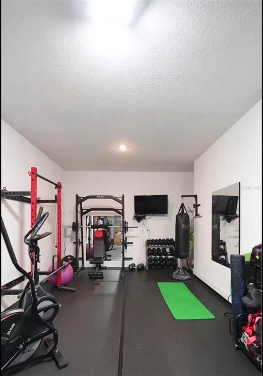 Image 47 of 62 For 3245 Upland Point