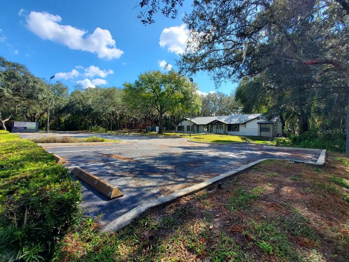 Image 2 of 5 For 113 Chapman Road