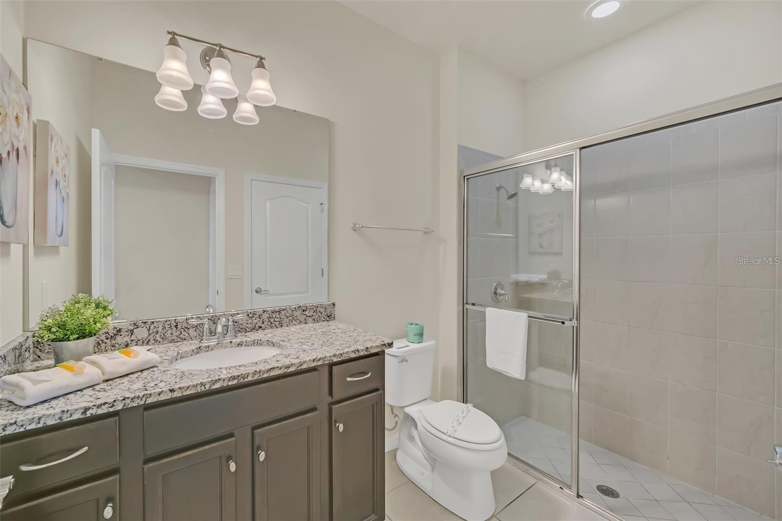 Image 17 of 33 For 2468 Dubai Street