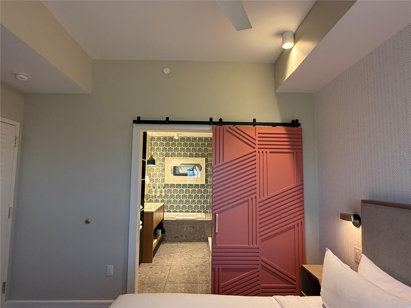 Image 7 of 19 For 3151 Sunset Walk Drive 302