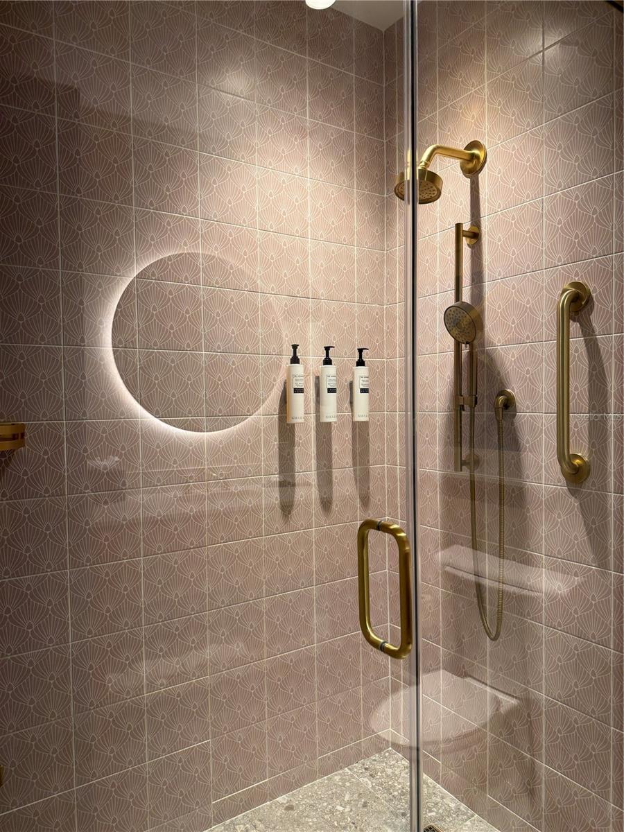 Image 8 of 15 For 3151 Sunset Walk Drive 416