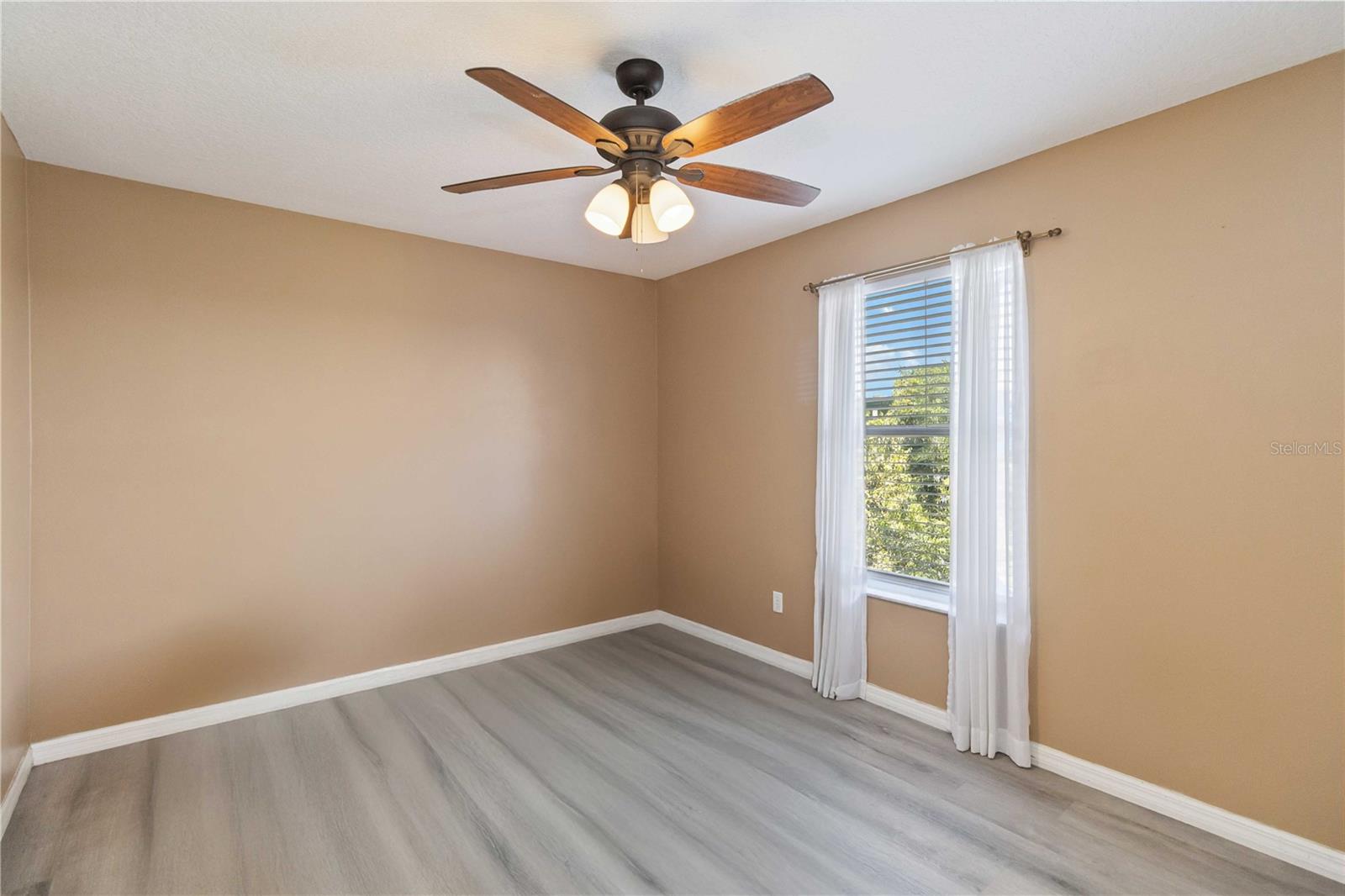 Image 21 of 36 For 2327 Andrews Valley Drive