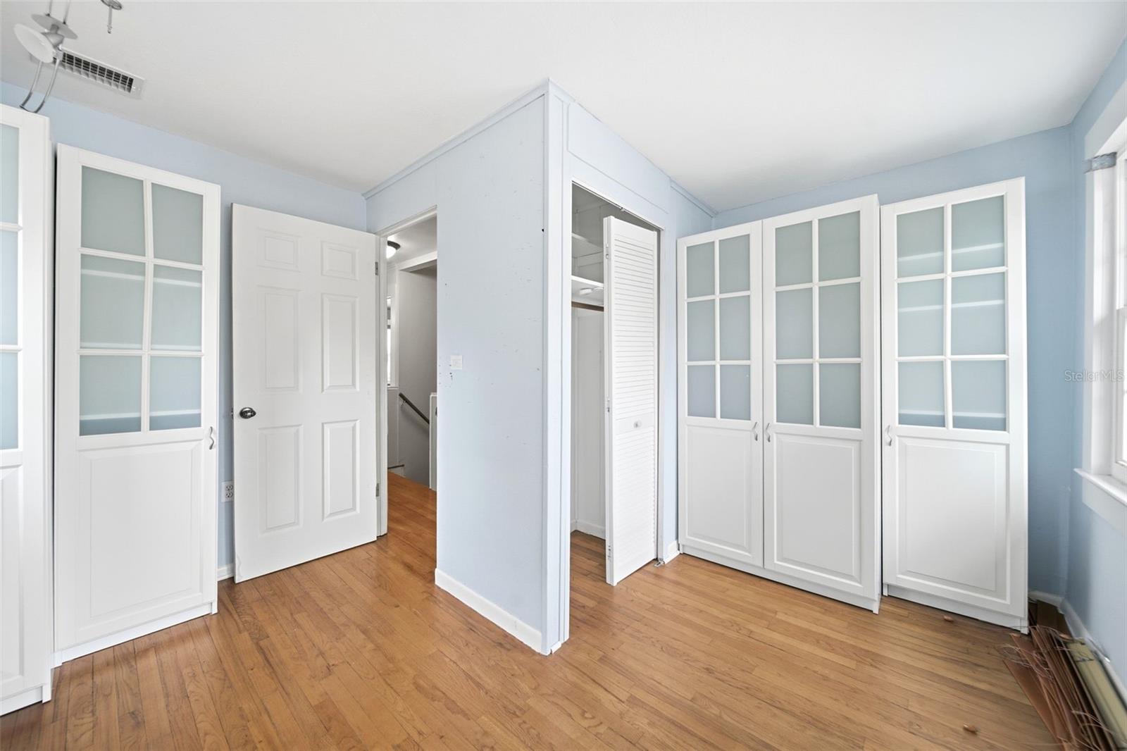 Image 36 of 39 For 2712 Crystal Lake Drive