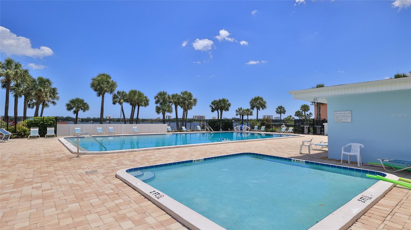 Image 16 of 25 For 717 Beach Street 205c