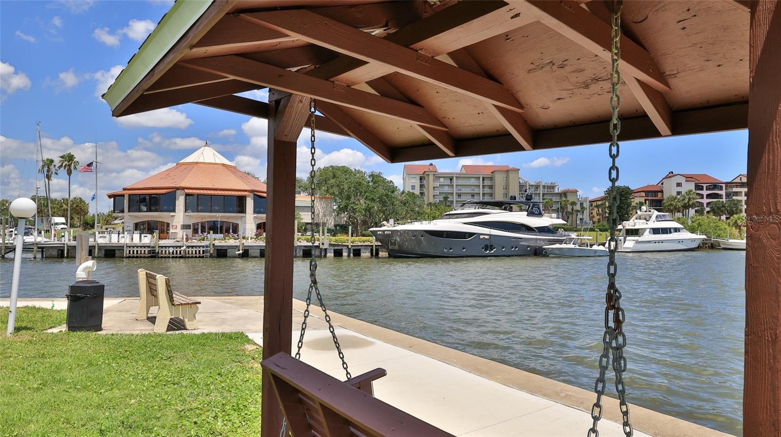 Image 19 of 25 For 717 Beach Street 205c