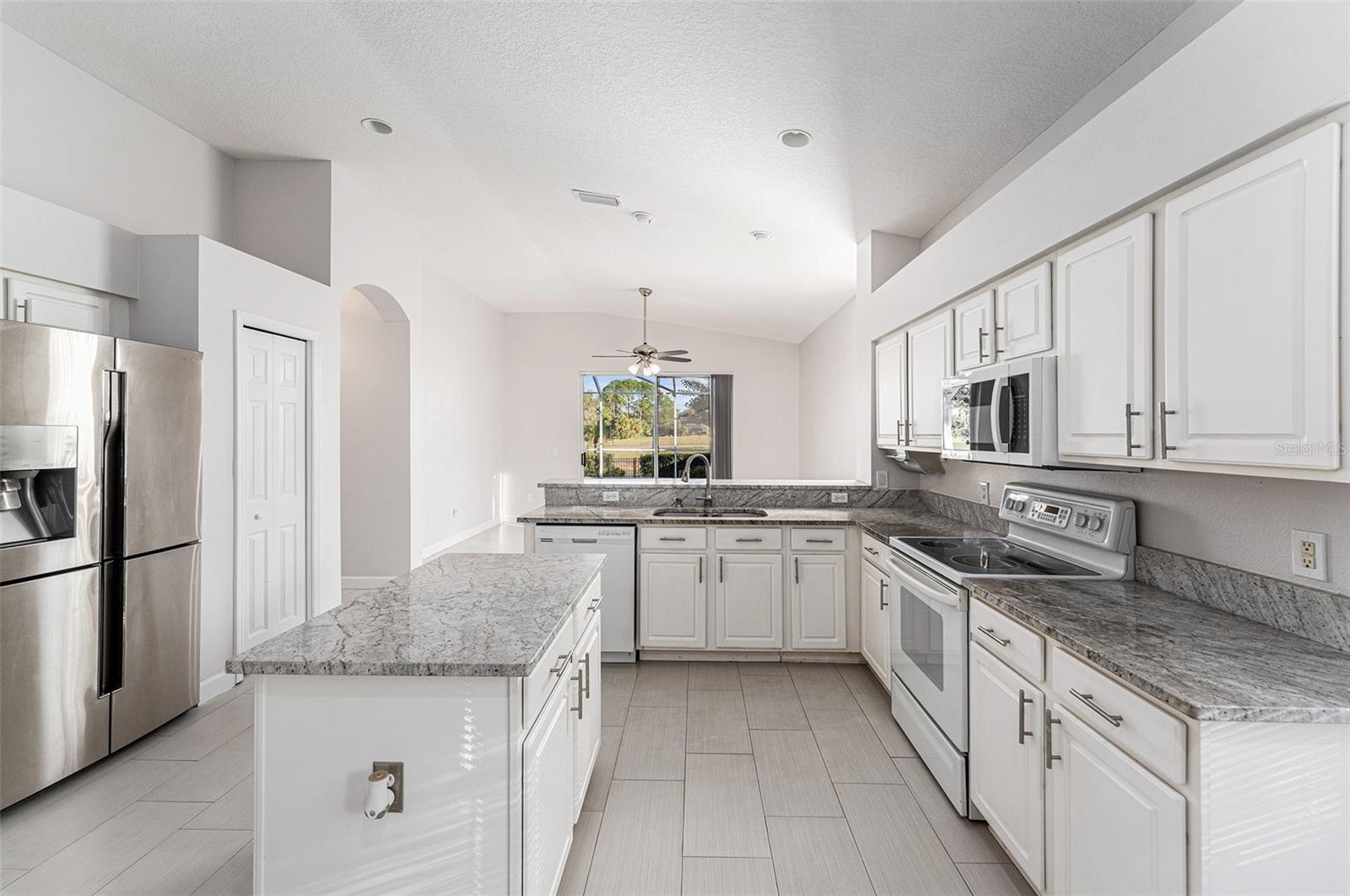 Image 7 of 25 For 3316 Stonebridge Trail