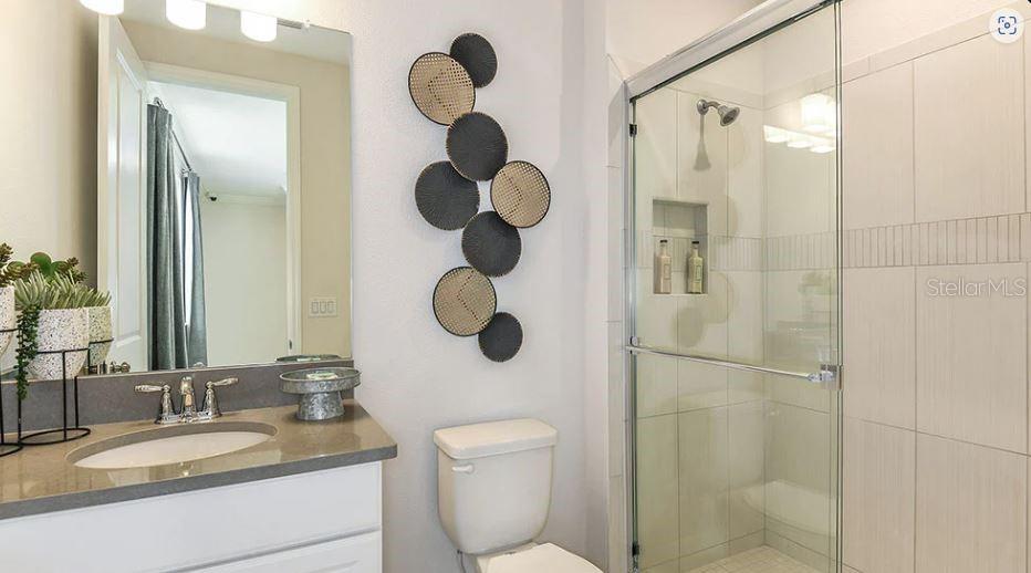 Image 16 of 19 For 5133 Firestone Alley