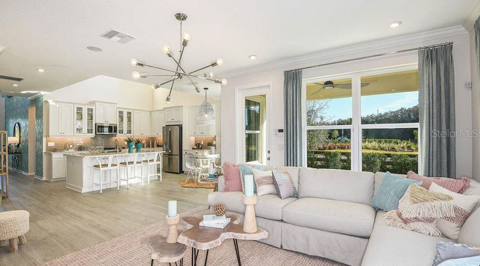 Image 4 of 19 For 5133 Firestone Alley