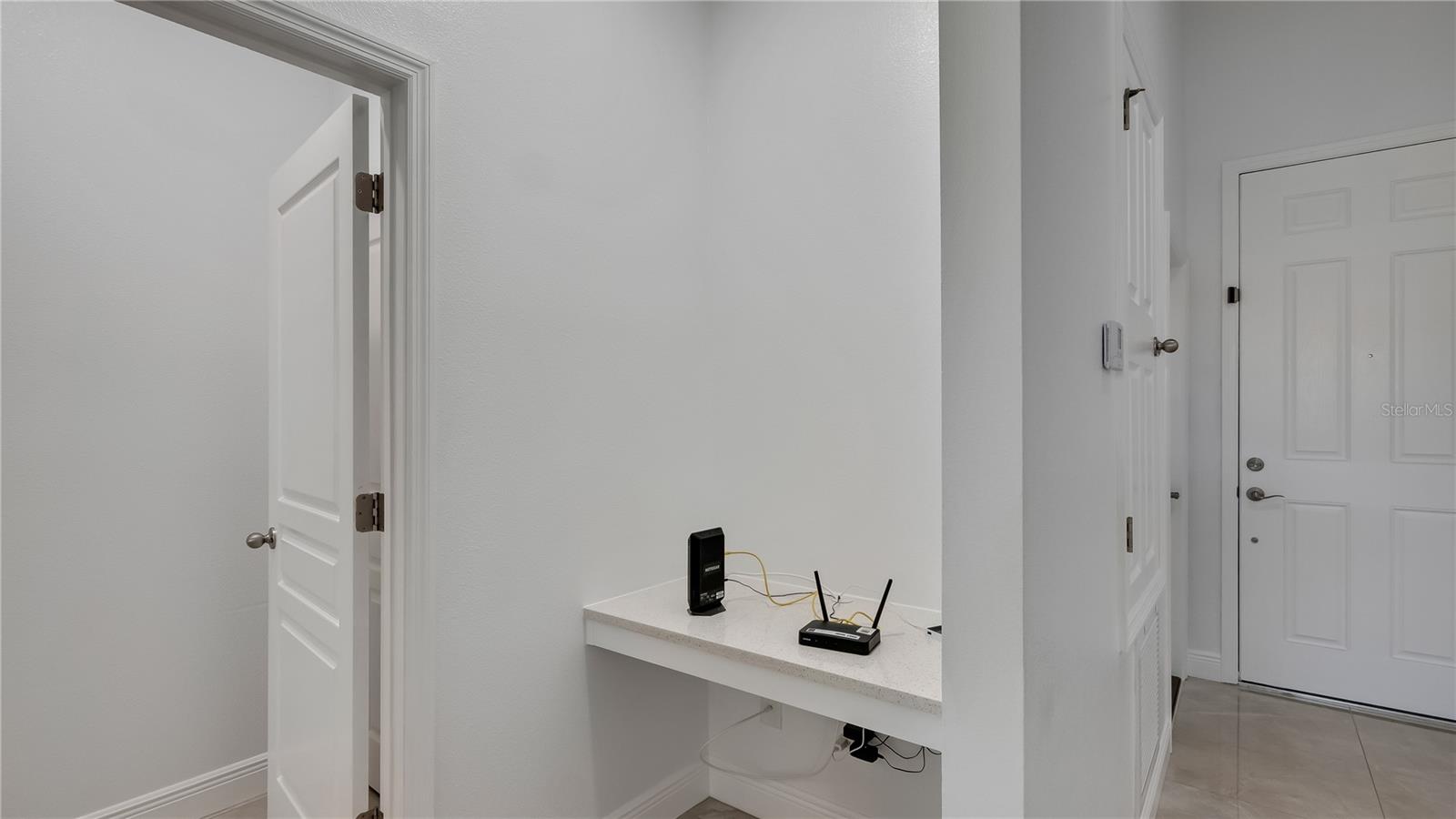 Image 10 of 35 For 4591 Sandhurst Street