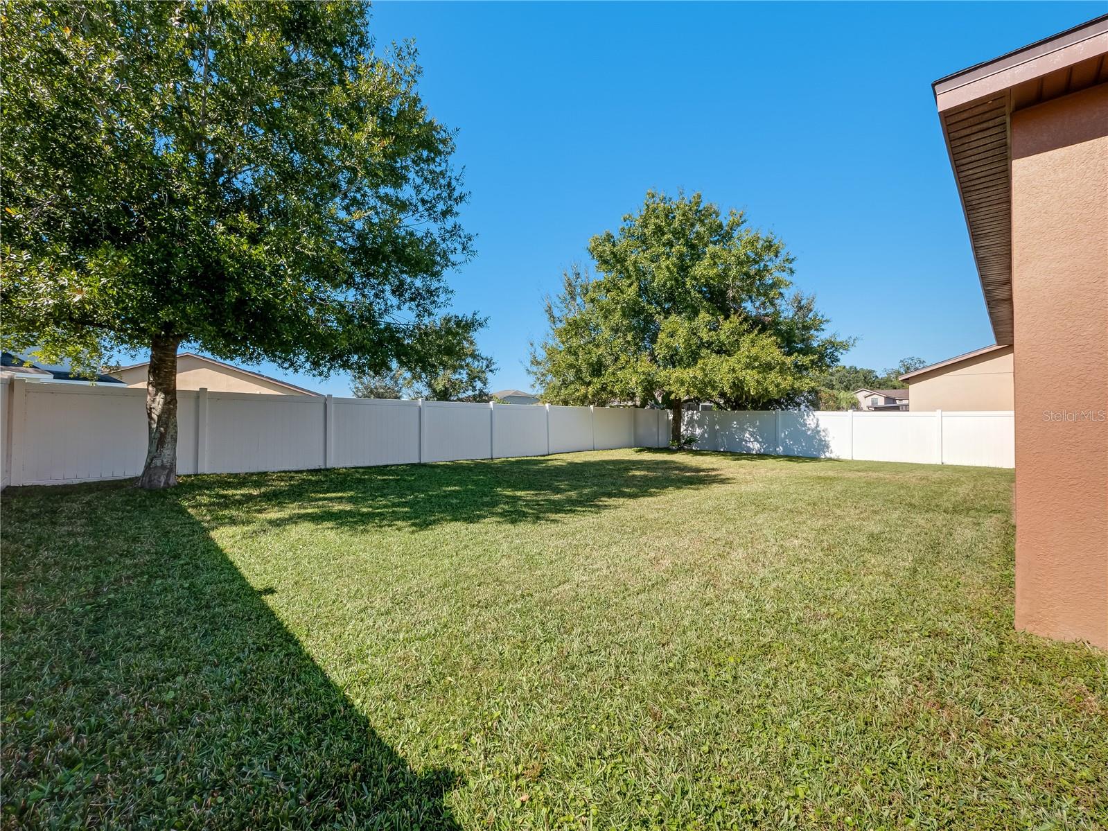 Image 28 of 35 For 4591 Sandhurst Street