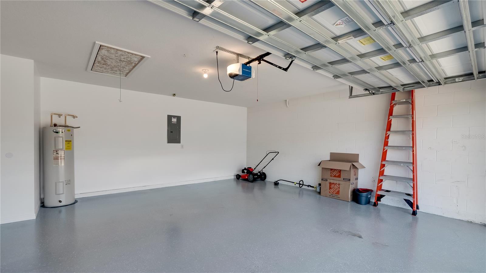 Image 32 of 35 For 4591 Sandhurst Street