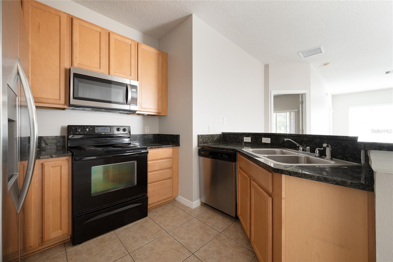 Image 15 of 22 For 5001 Kirkland Way 5001