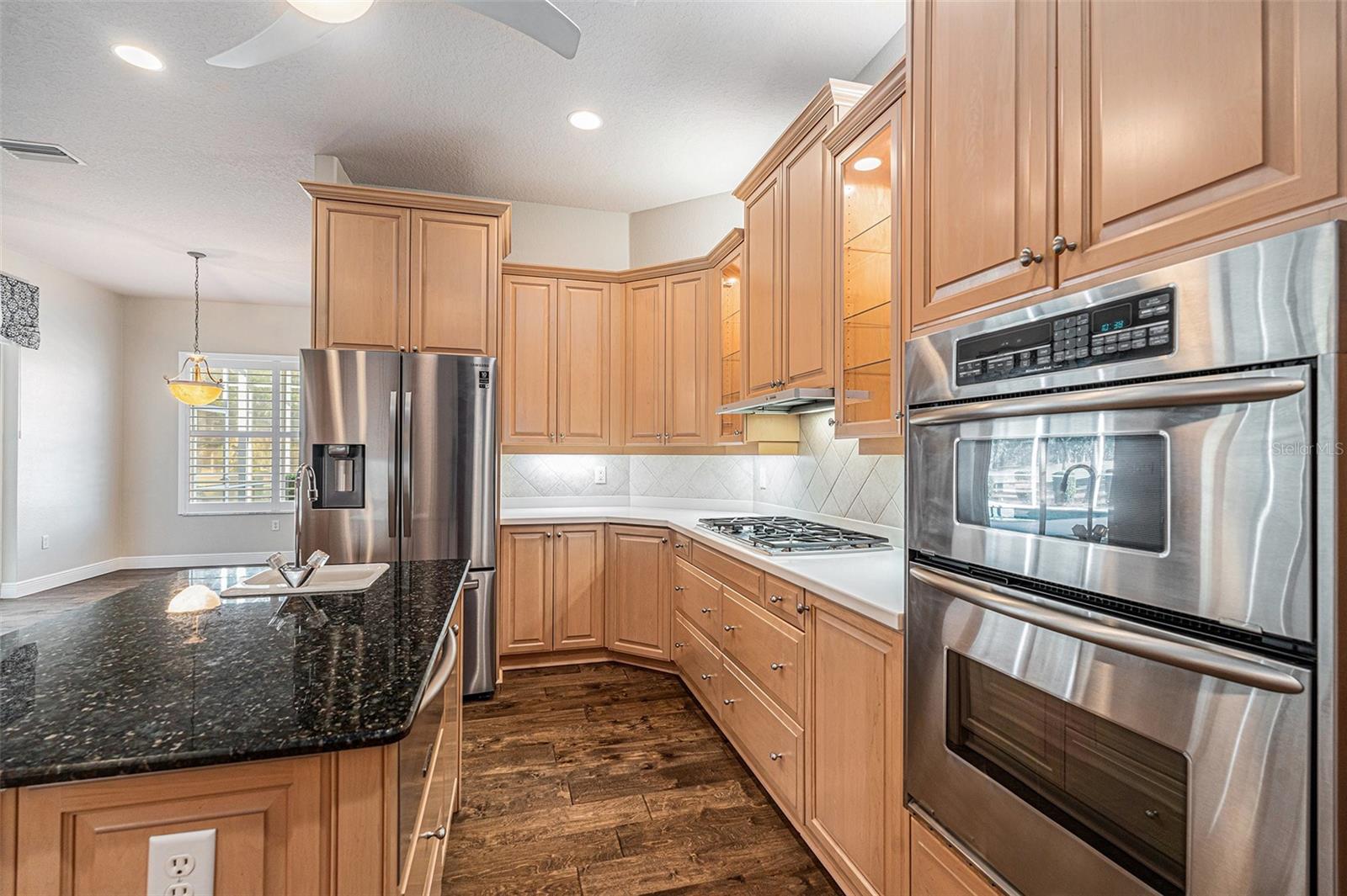 Image 16 of 38 For 19 Ryewood Circle