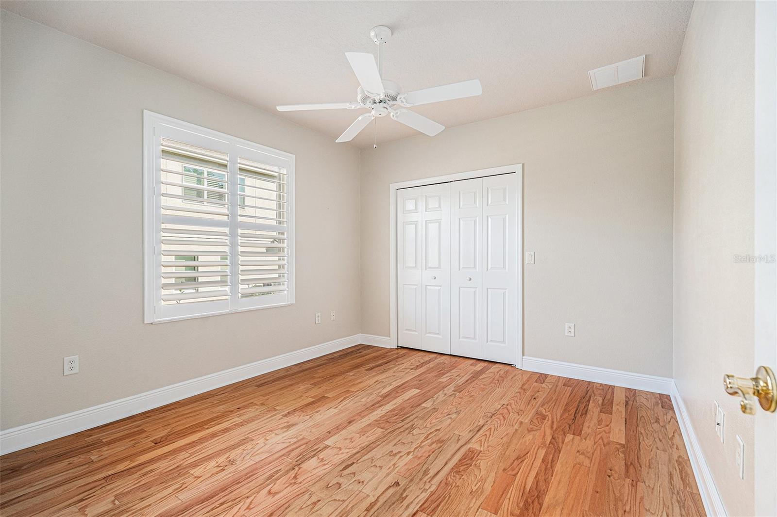 Image 24 of 38 For 19 Ryewood Circle