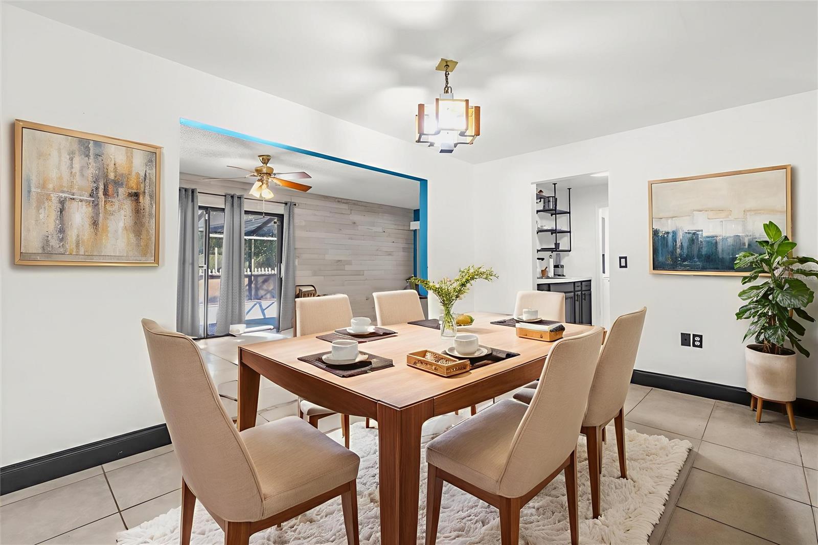 Image 4 of 21 For 409 Marion Oaks Drive