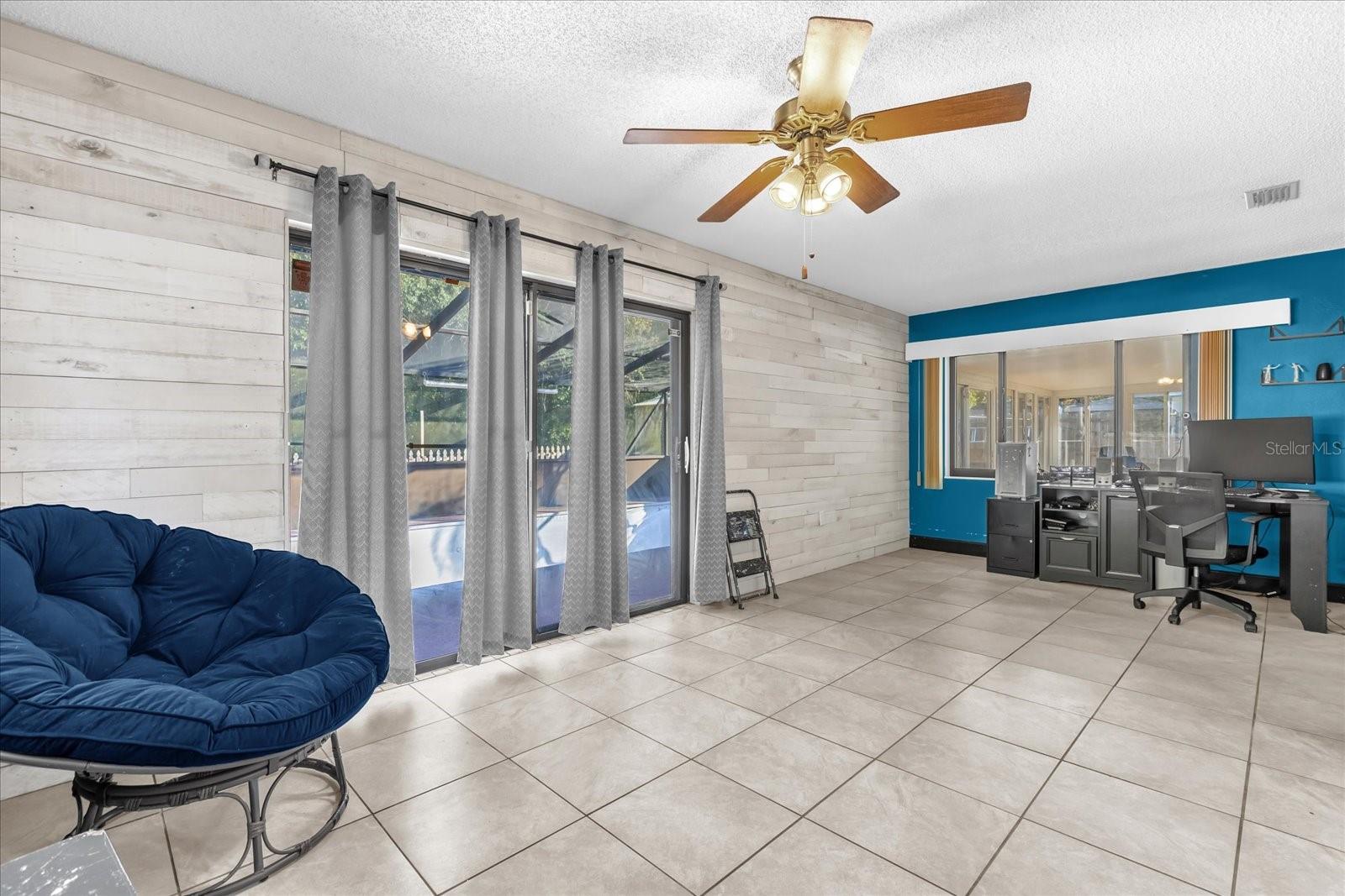 Image 9 of 21 For 409 Marion Oaks Drive