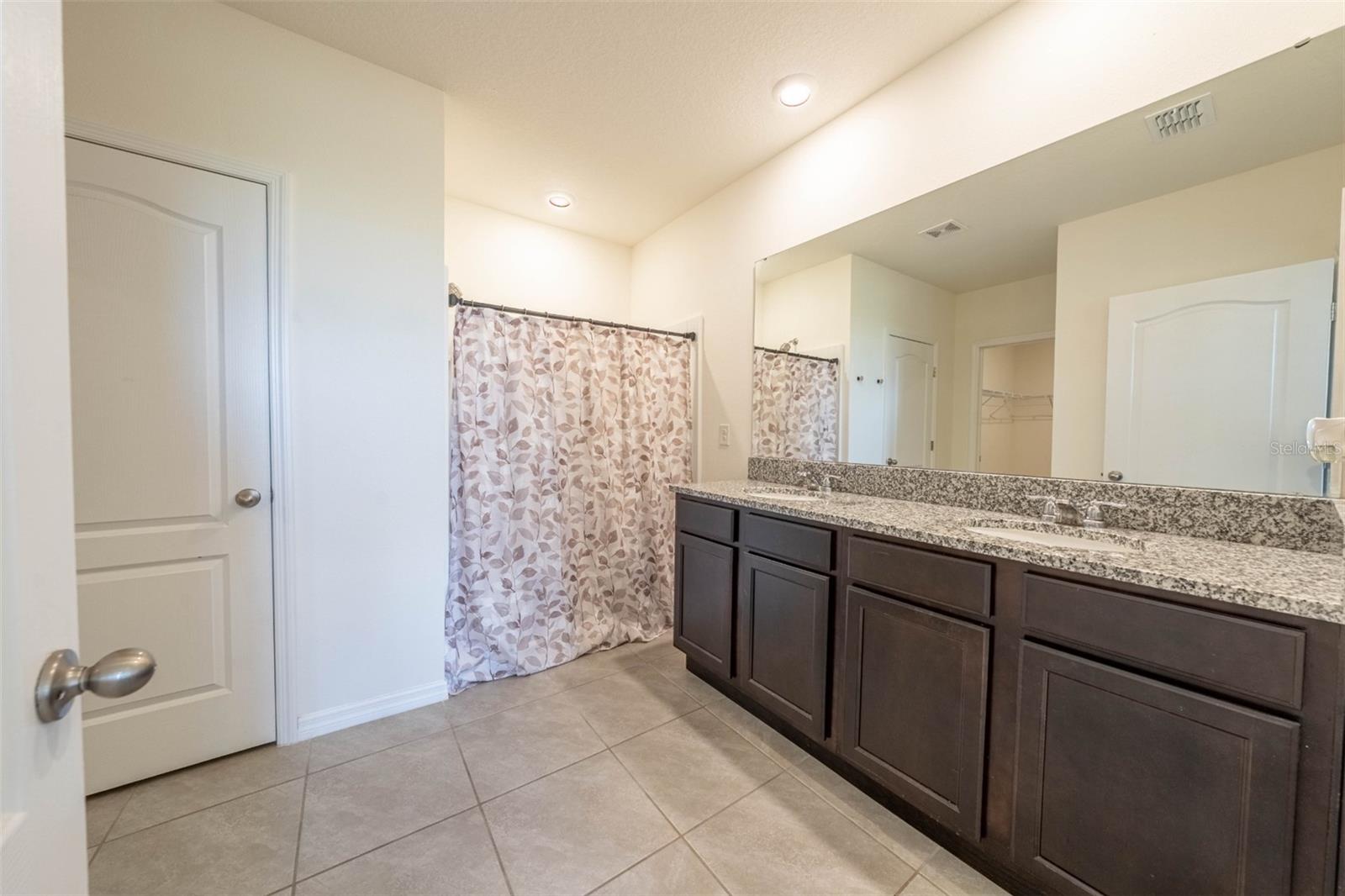 Image 17 of 28 For 223 Inman Boulevard