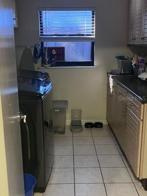 Image 9 of 17 For 888 Longdale Avenue