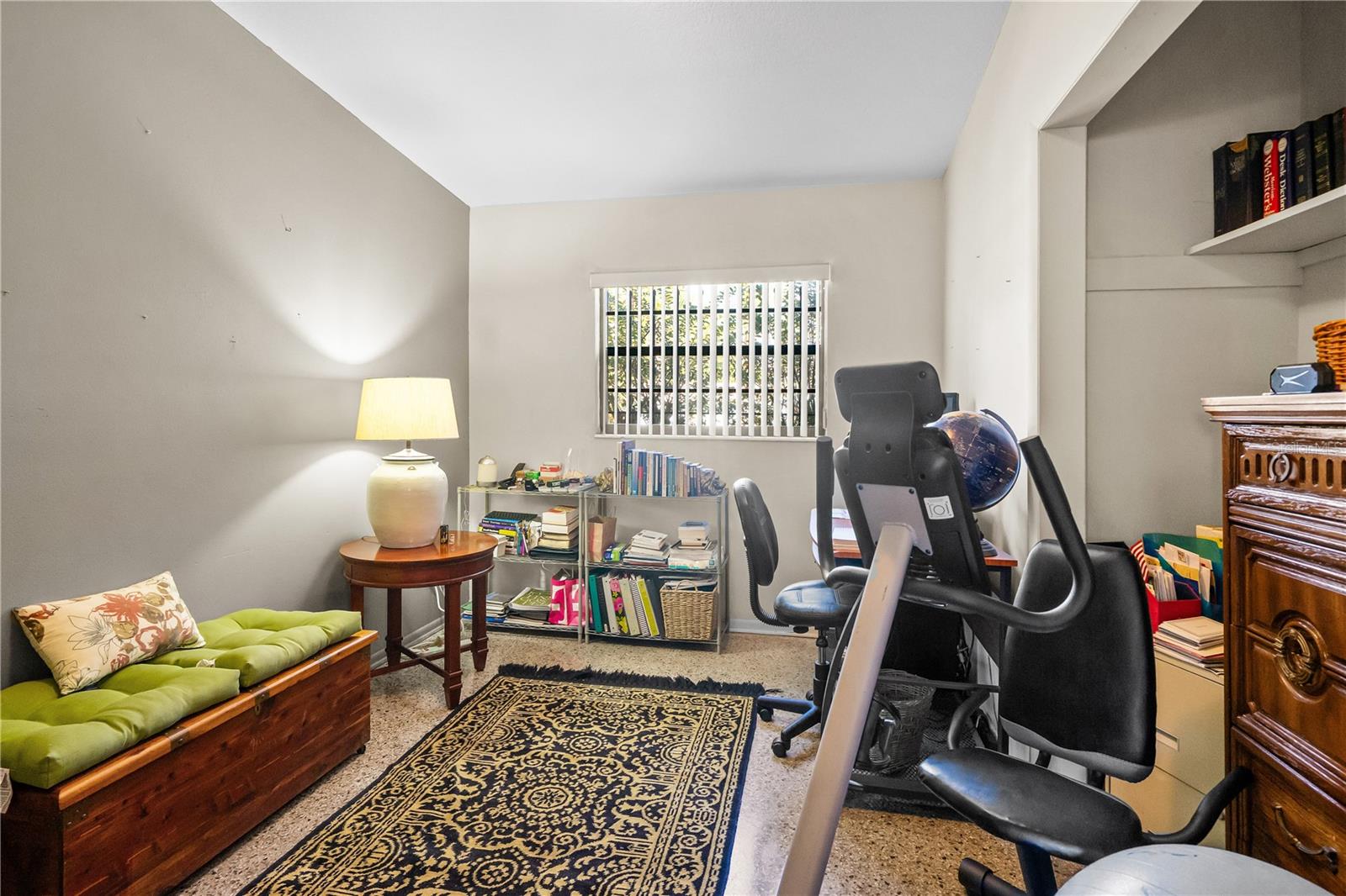 Image 11 of 19 For 528 Doctors Drive