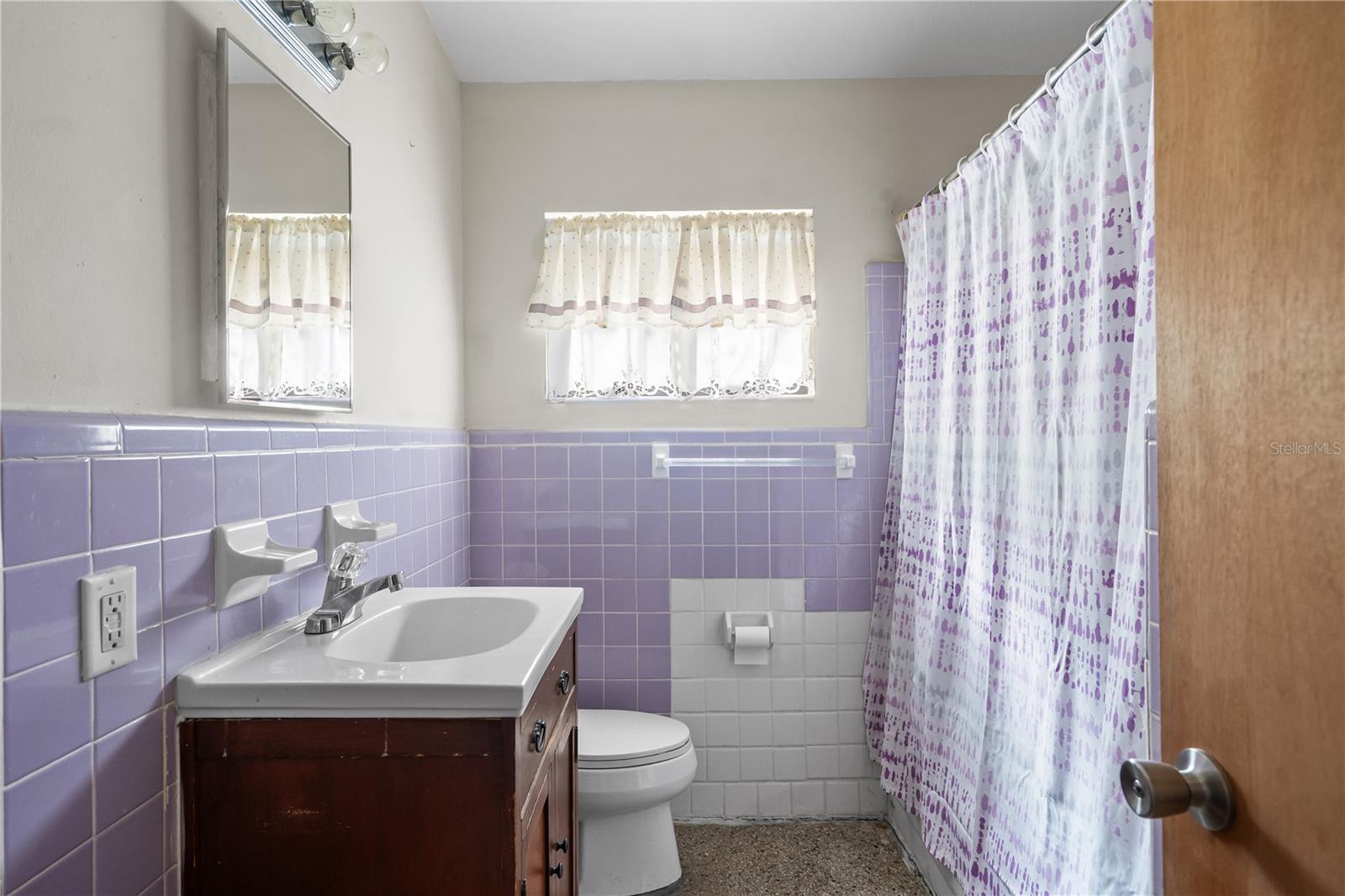 Image 13 of 19 For 528 Doctors Drive