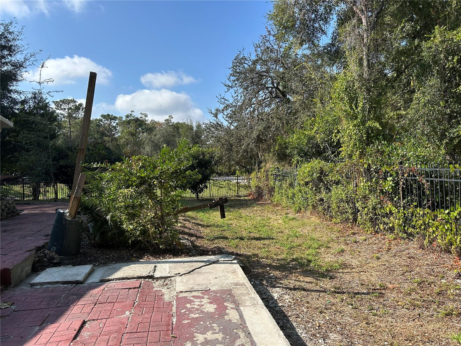 Image 12 of 14 For 1211 Pat Patterson Court