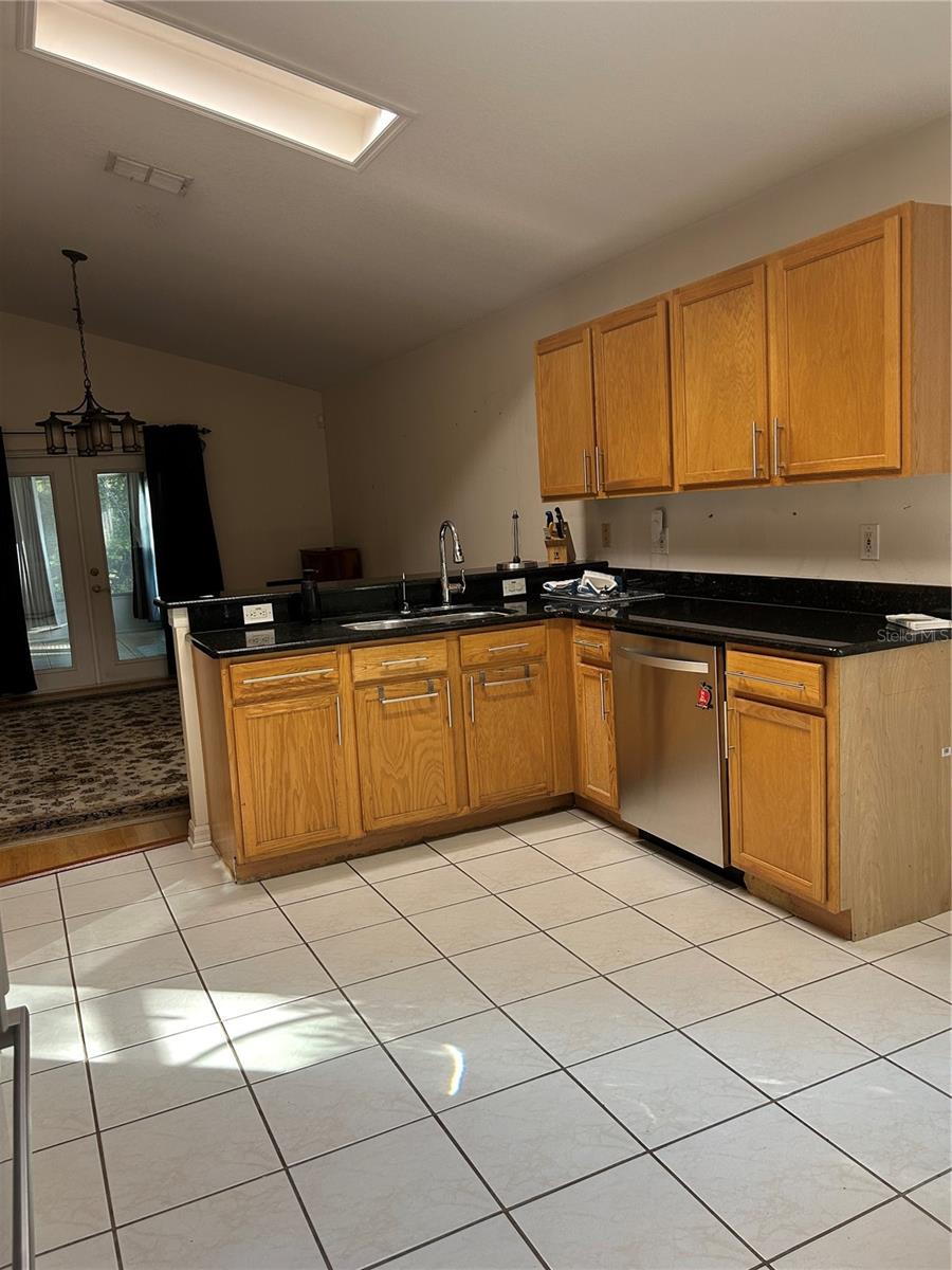 Image 3 of 10 For 1211 Pat Patterson Court