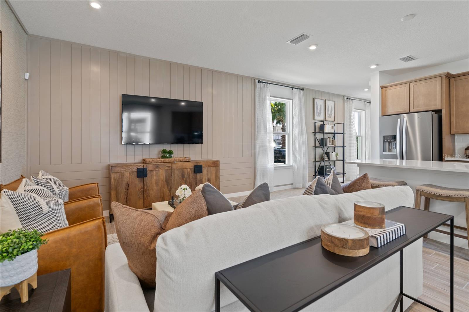 Image 23 of 56 For 1958 Education Street