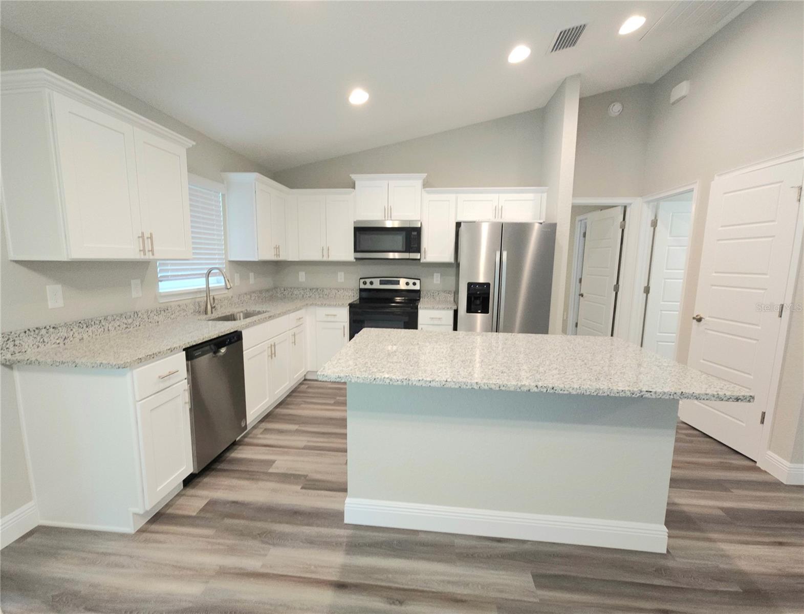 Image 3 of 13 For 10057 Athenia Drive