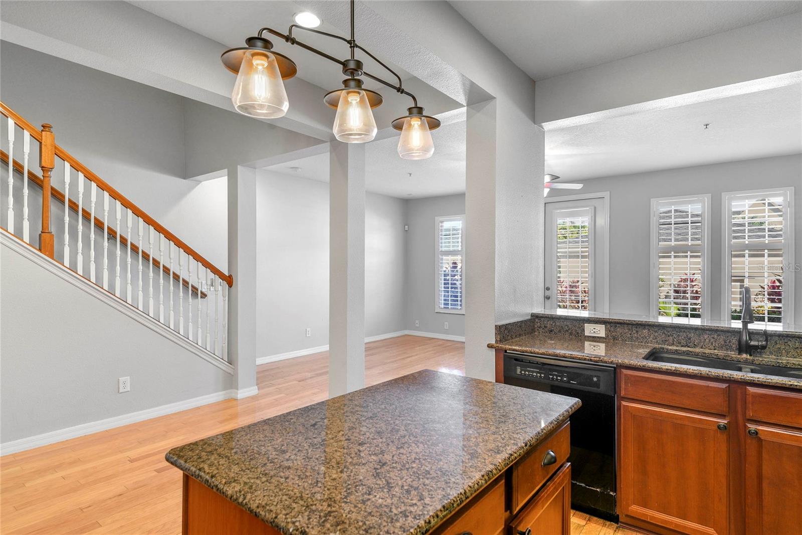 Image 14 of 34 For 2979 Upper Park Road